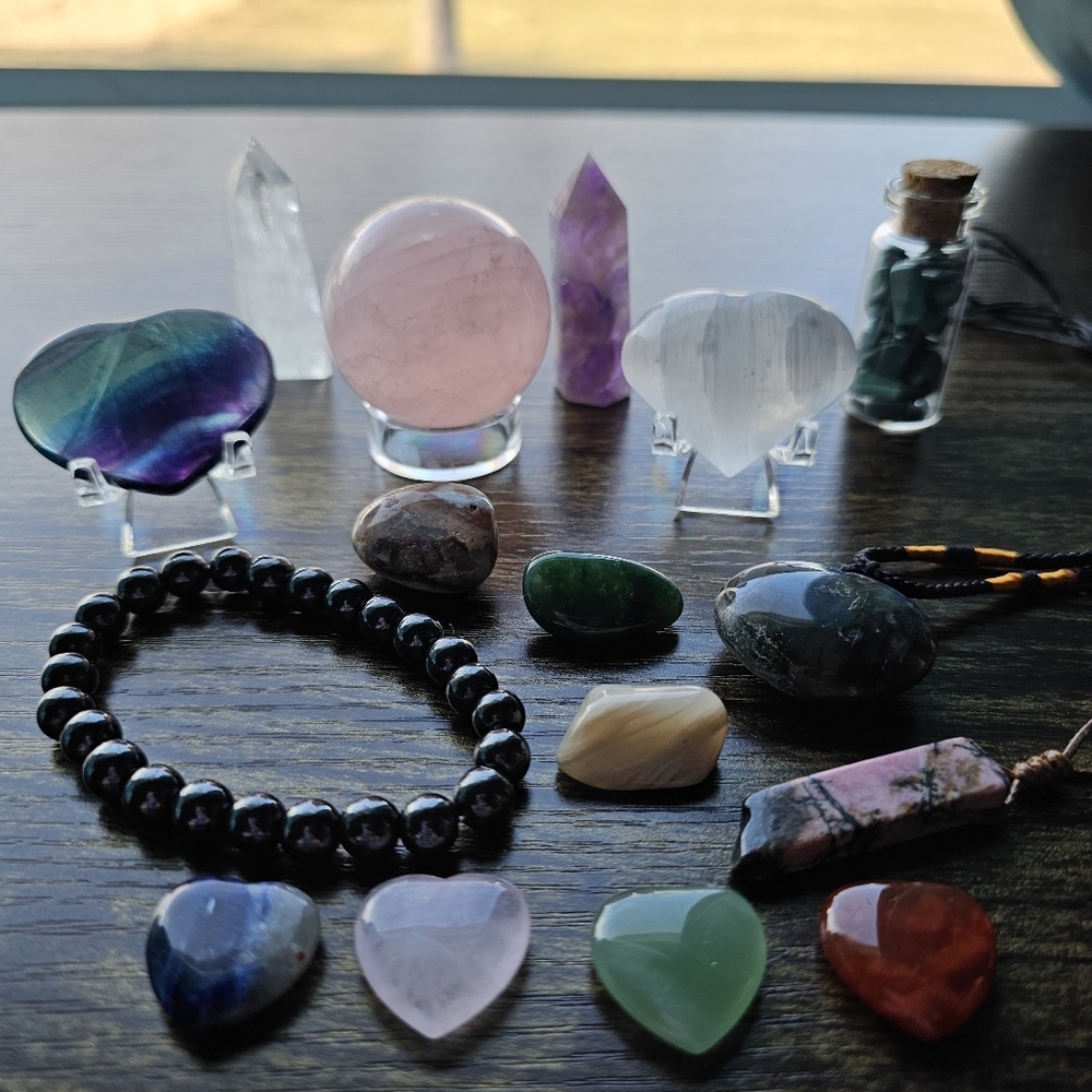 "Self-Love" 16 Pc Crystal Collection Intention Stones Set